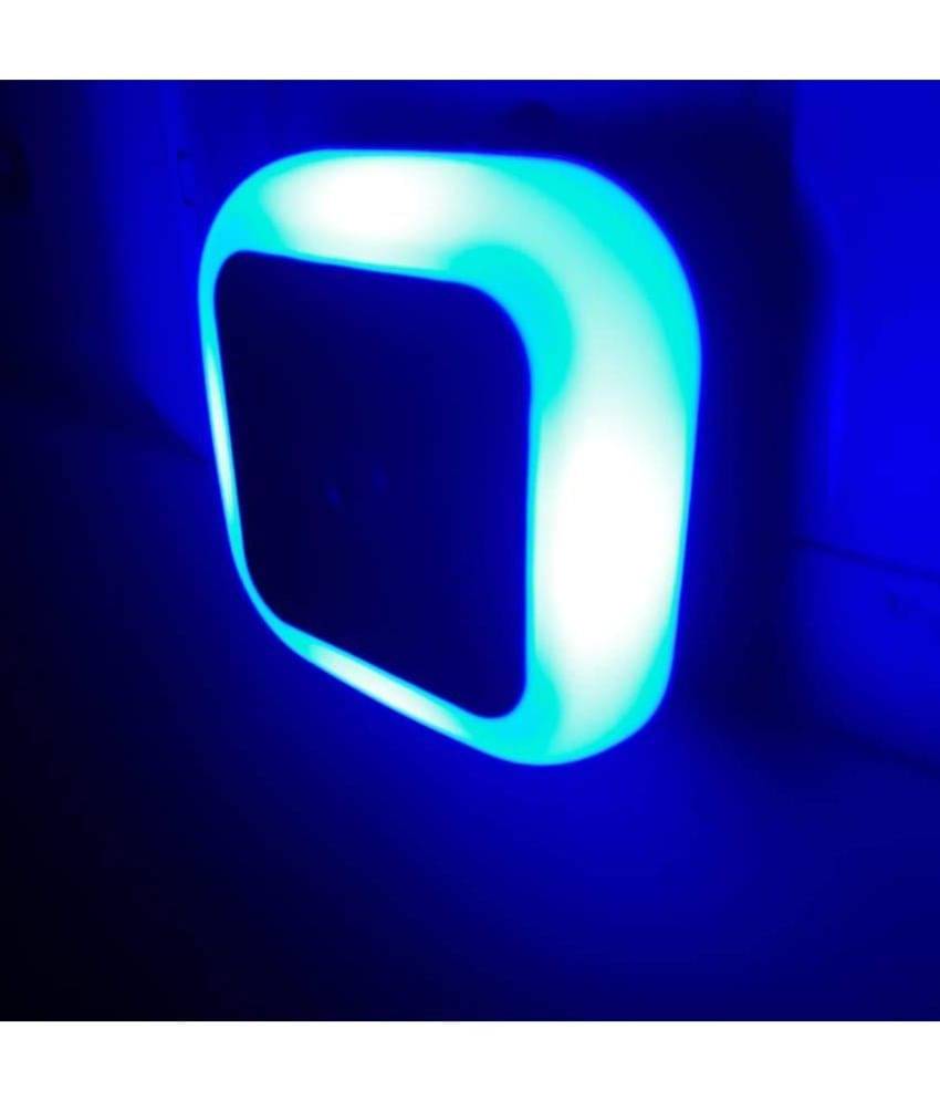     			GEEO Attractive Automatic Motion Sensor Light Blue - Pack of 1
