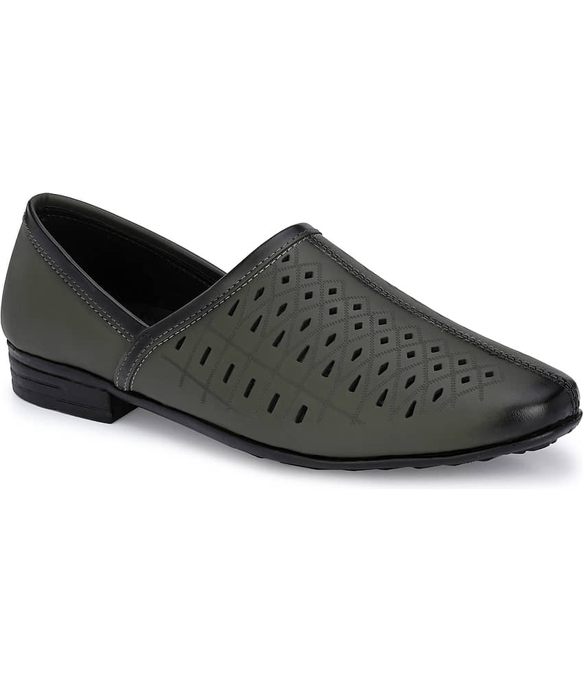 John Karsun - Green Men's Jutti - Ethnic Shoes | Buy online on ZillyBuy