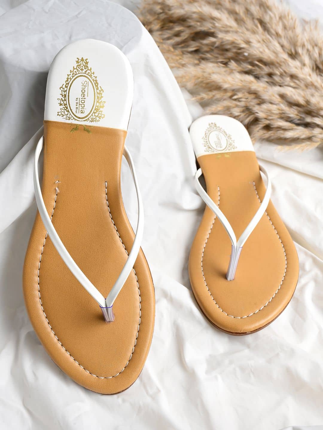 Shoetopia - White Women's Flats