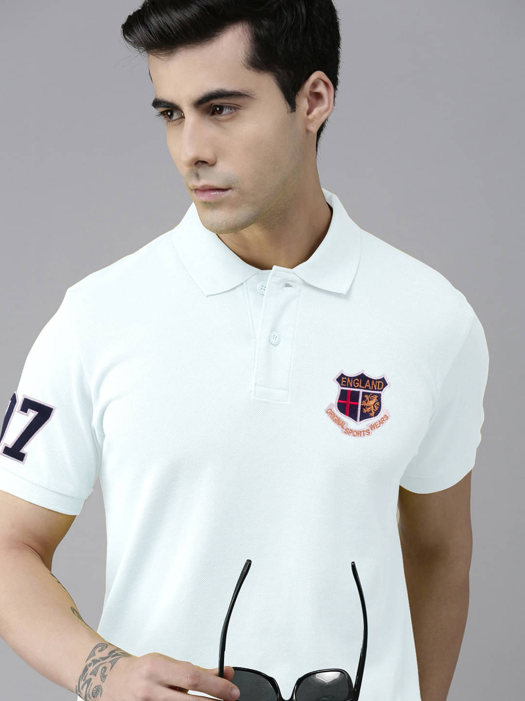 ADORATE - White Cotton Blend Regular Fit Men's Polo T Shirt ( Pack of 1 ) ADORATE - White Cotton Blend Regular Fit Men's Polo T Shirt ( Pack of 1 )