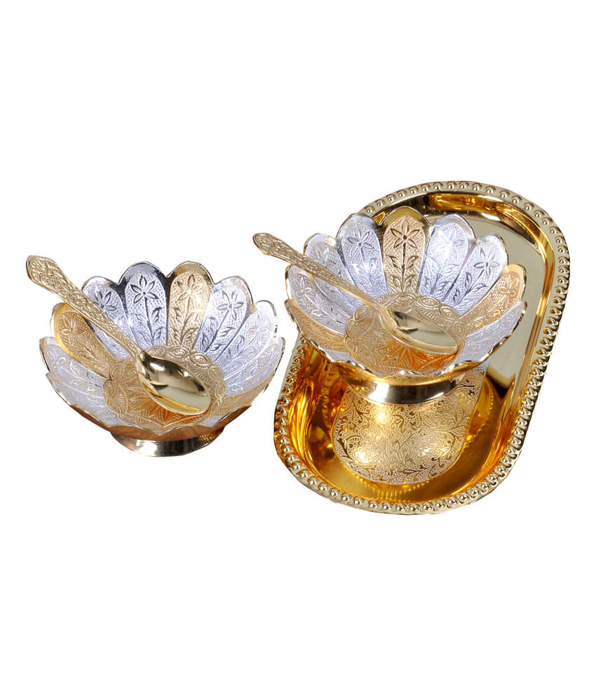     			Urban hemlet German Silver Plated Gift Bowl & Tray Set