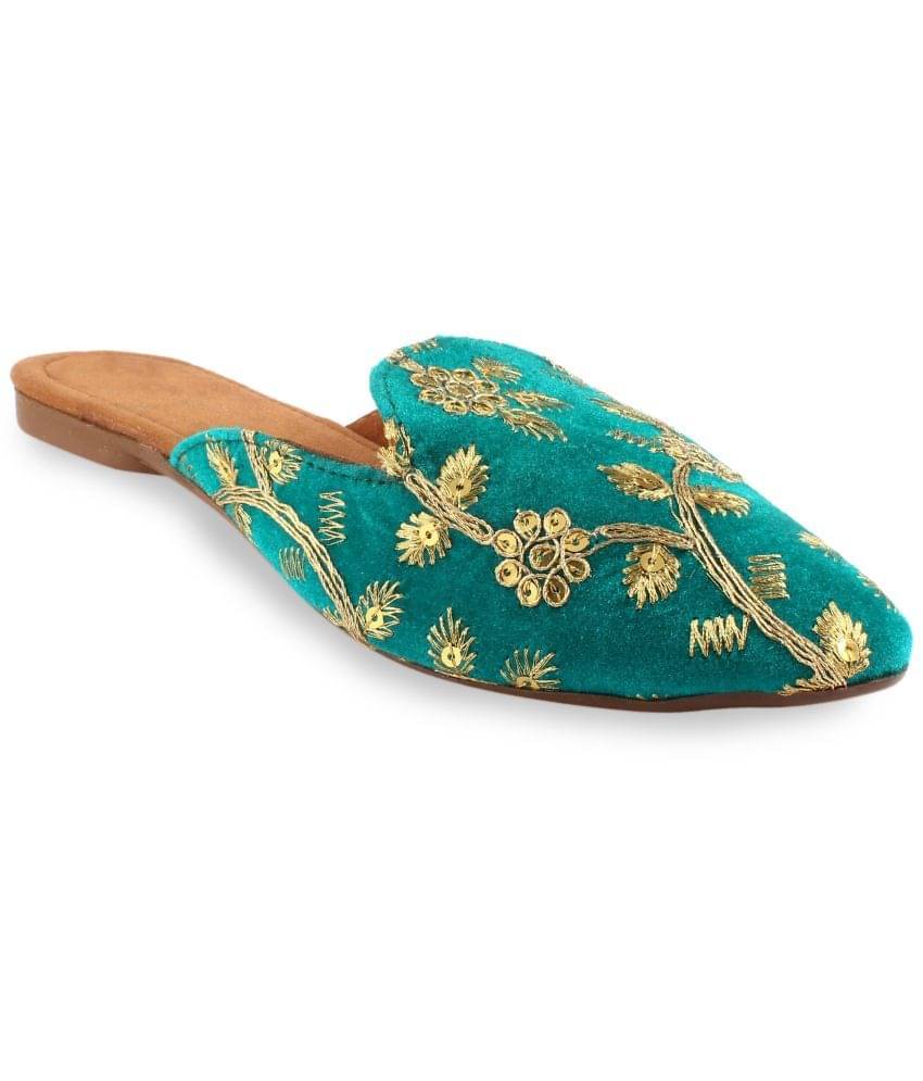     			Apratim - Green Women's Mules