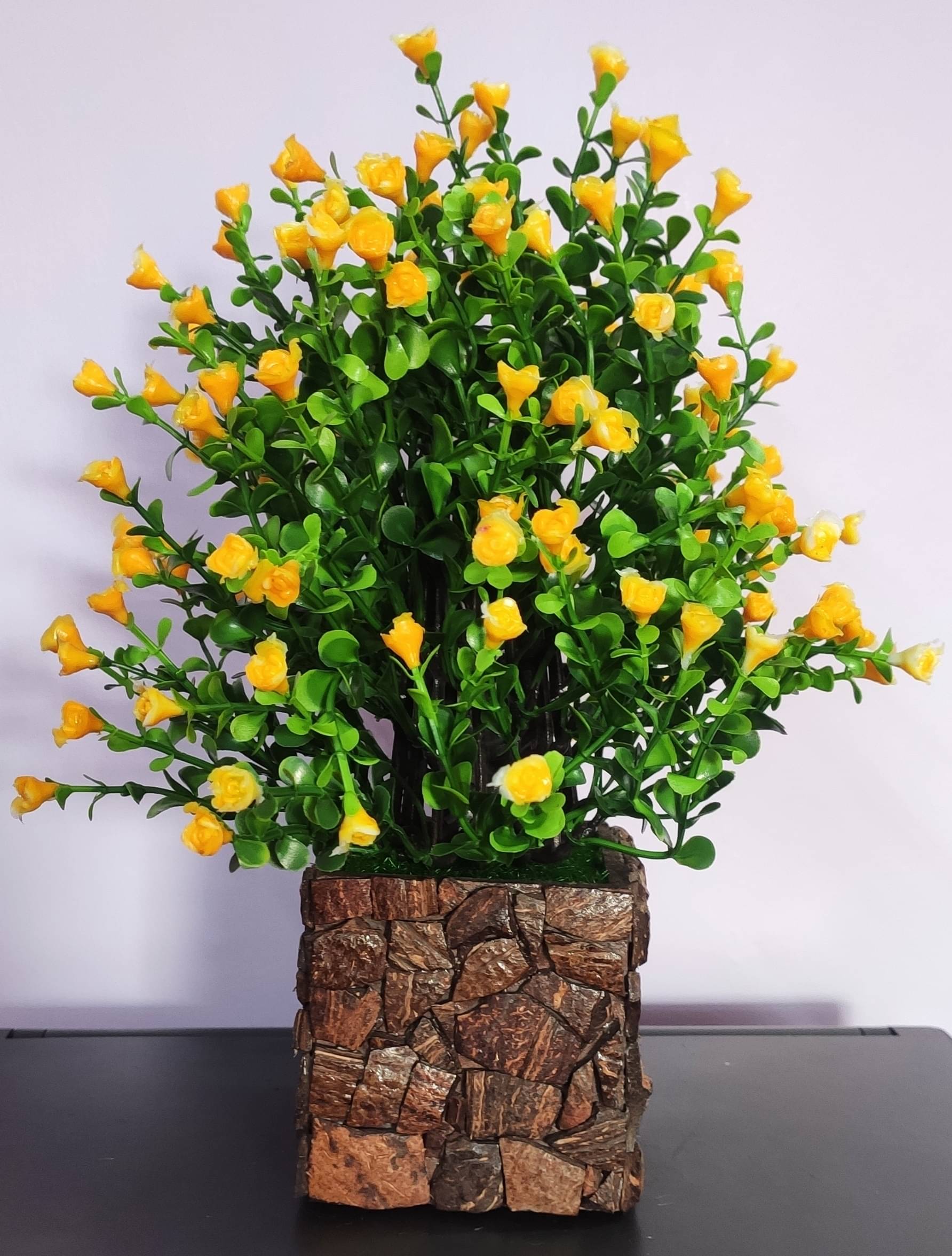     			BAARIG - Yellow Rose Artificial Flowers With Pot ( Pack of 1 )
