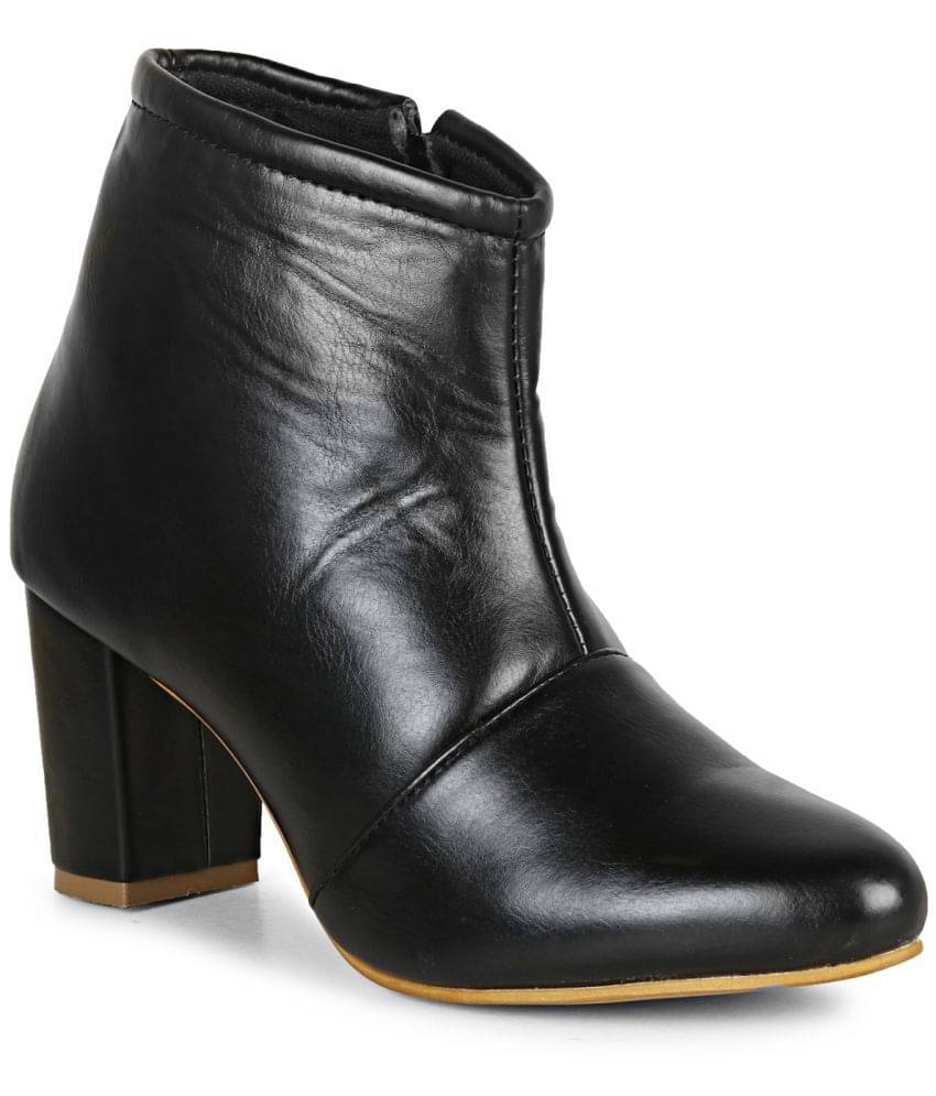     			Saheb - Black Women's Ankle Length Boots