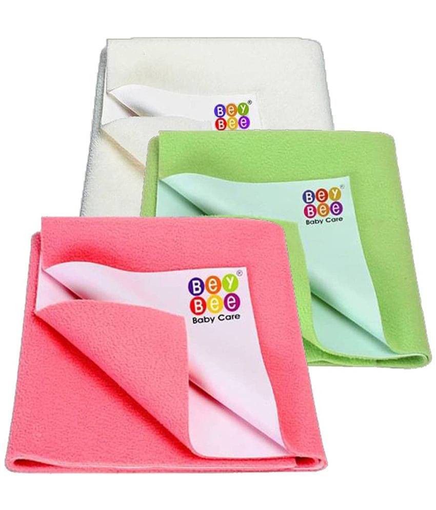     			Beybee - Multi-Colour Laminated Bed Protector Sheet ( Pack of 3 )