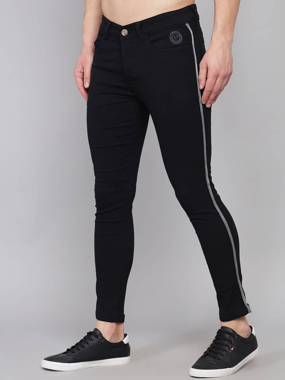 PODGE - Black Denim Slim Fit Men's Jeans ( Pack of 1 ) - Jeans | Buy online on ZillyBuy