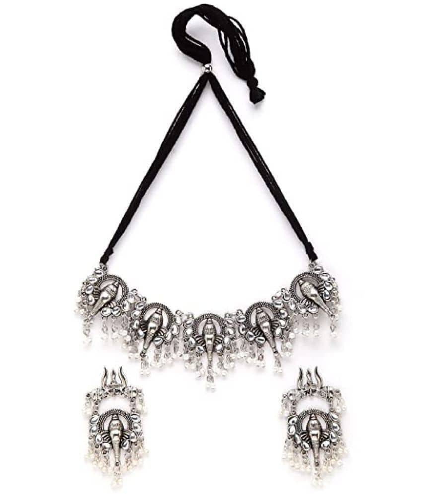 PUJVI - Silver Alloy Necklace Set ( Pack of 1 )