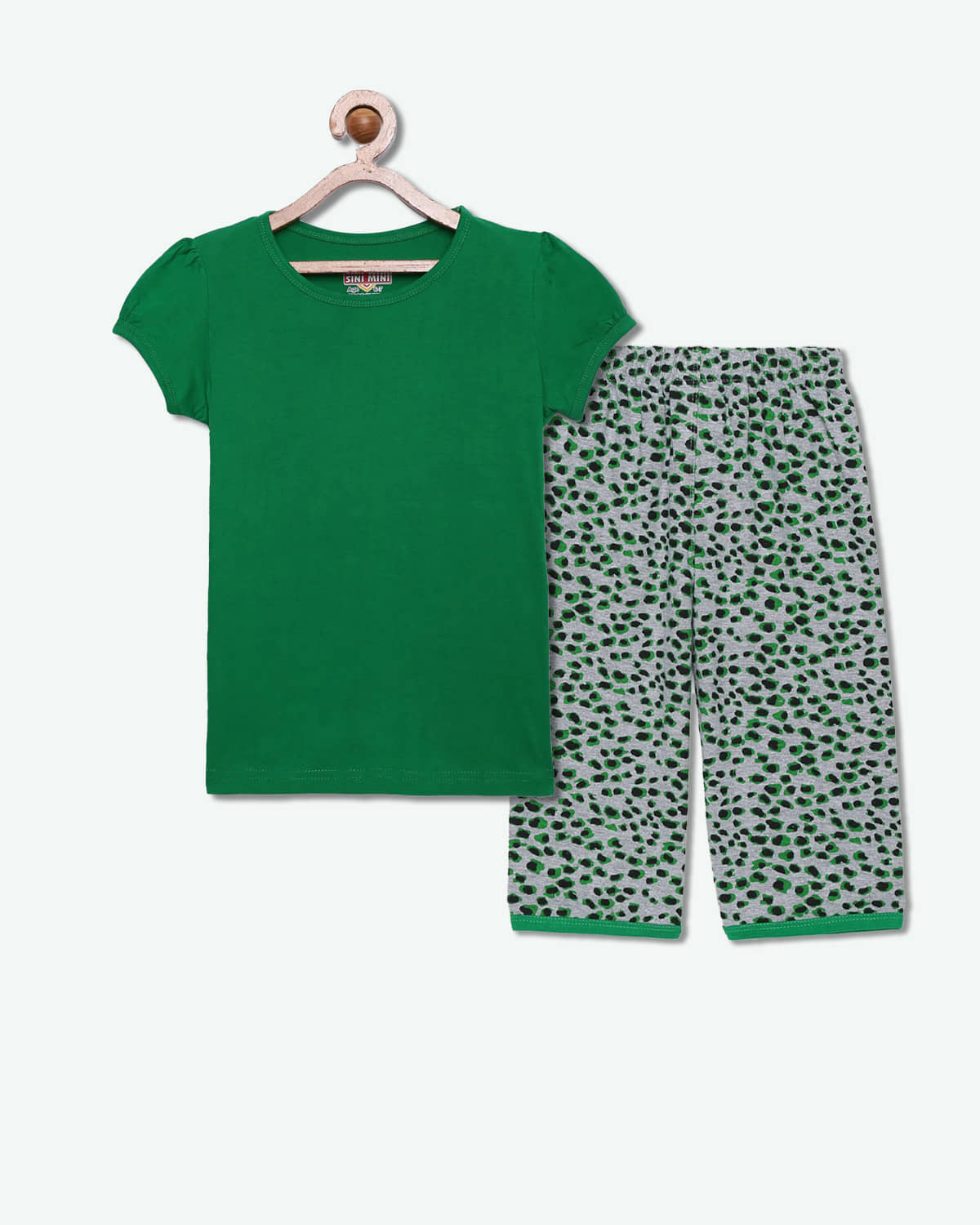 Sini Mini Pack of 1 Girls Cotton Top With Capris ( Light Green )
