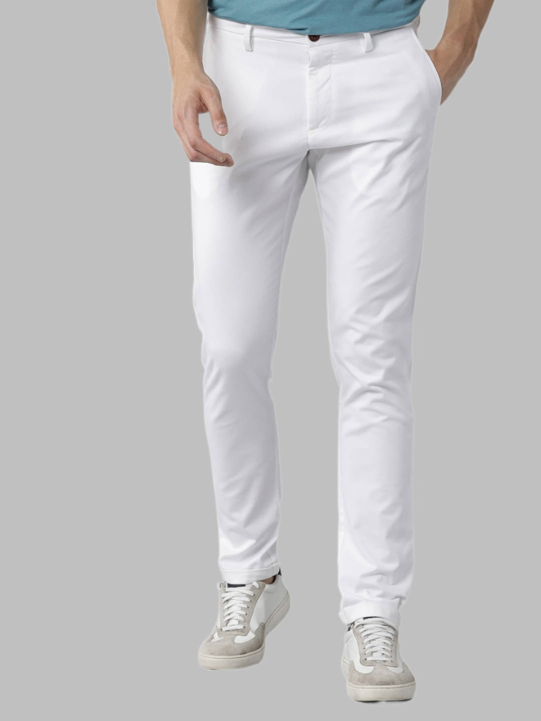     			HALOGEN White Slim Chinos ( Pack of 1 )