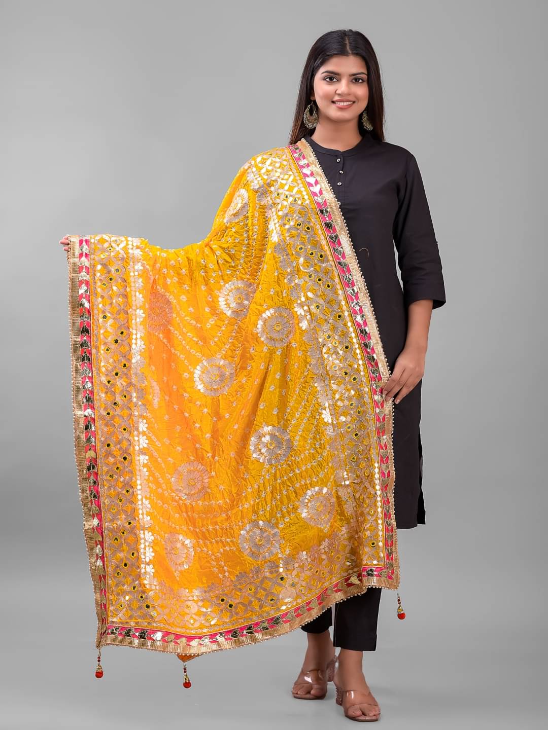 Apratim - Yellow Silk Women's Dupatta - ( Pack of 1 )     			Apratim - Yellow Silk Women's Dupatta - ( Pack of 1 )