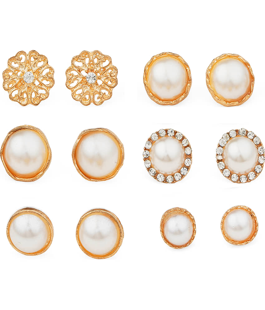 FASHION FRILL - Golden Stud Earrings ( Pack of 1 ) - Earrings | Buy online on ZillyBuy