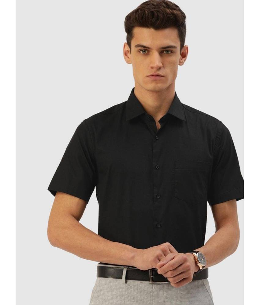IVOC Men Black Solid Slim Fit Formal Shirt     			IVOC Men Black Solid Slim Fit Formal Shirt