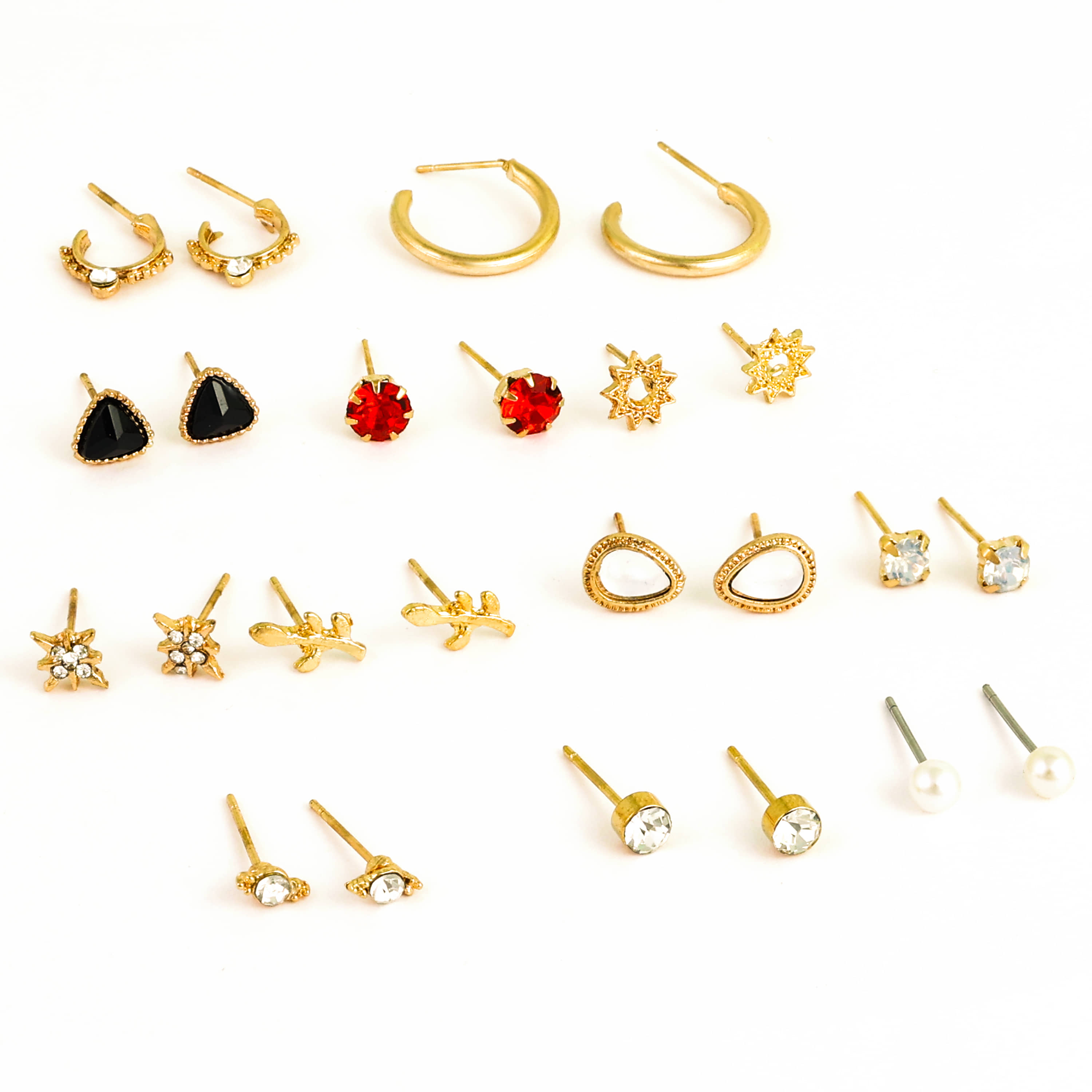 FASHION FRILL - Golden Stud Earrings ( Pack of 1 ) - Earrings | Buy online on ZillyBuy