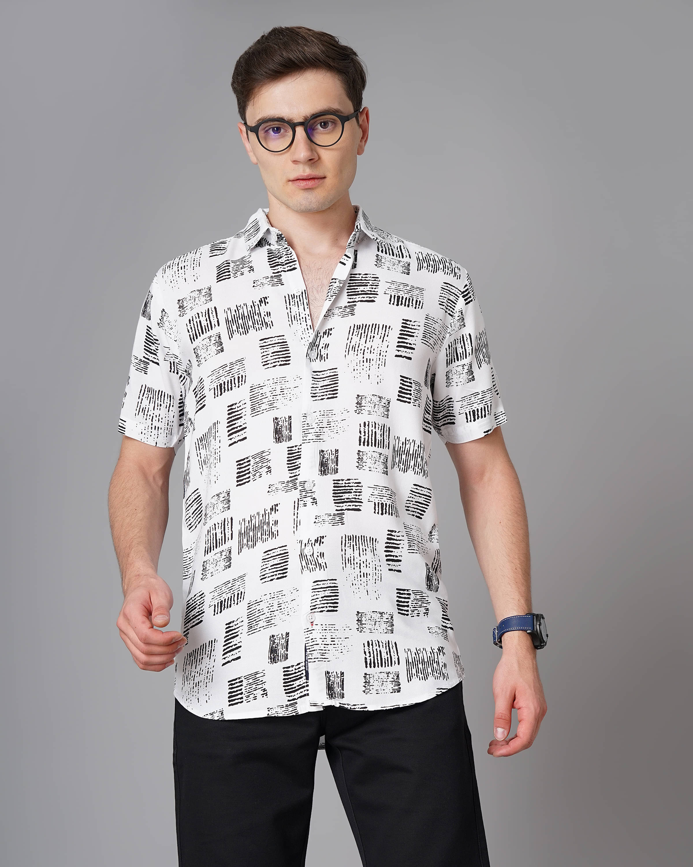 Paul Street - White 100% Cotton Slim Fit Men's Casual Shirt ( Pack of 1 ) Paul Street - White 100% Cotton Slim Fit Men's Casual Shirt ( Pack of 1 )