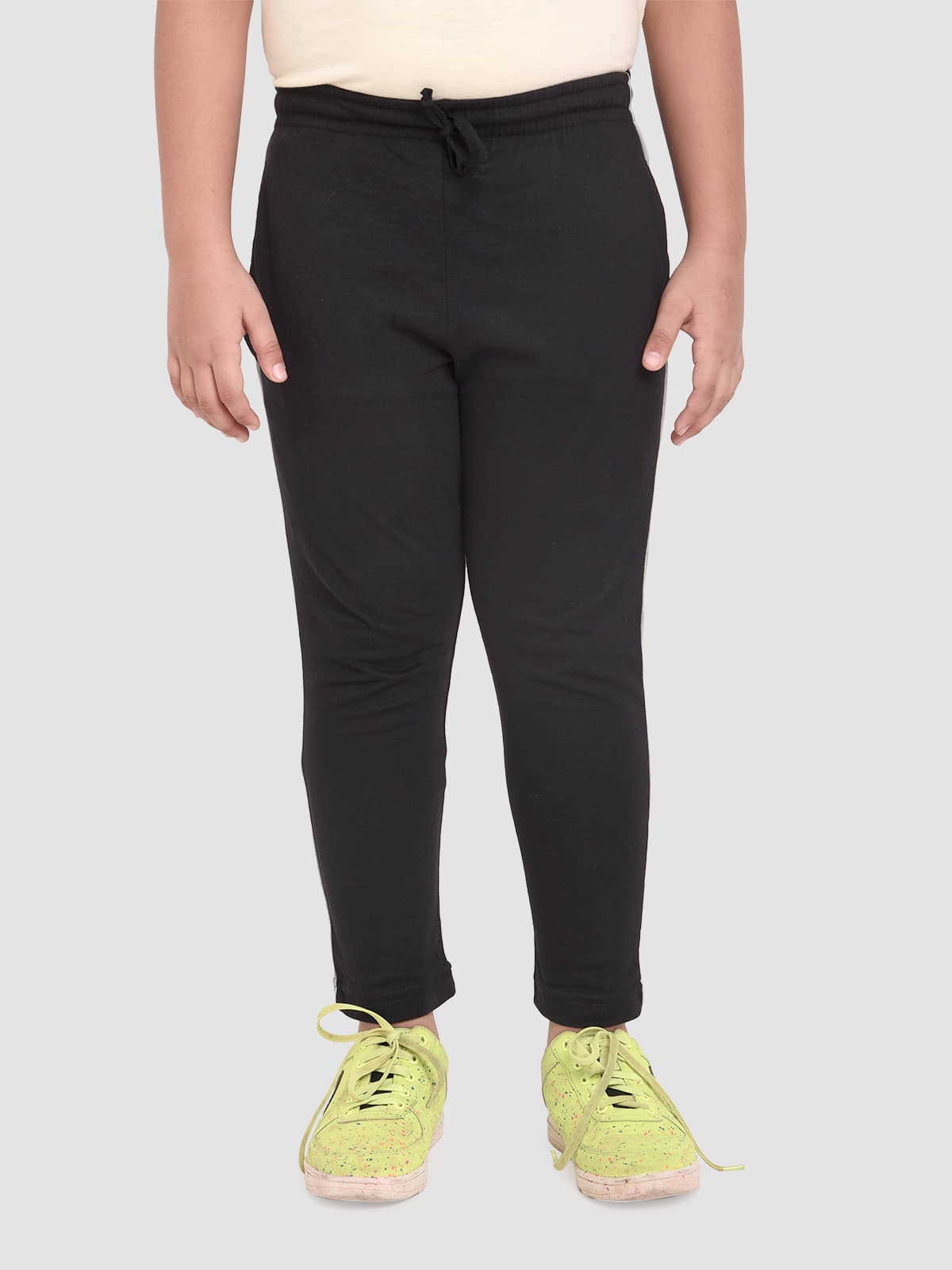 Neo Garments Pack of 1 Boys Cotton Trackpant ( Black ) - Track Pants | Buy online on ZillyBuy