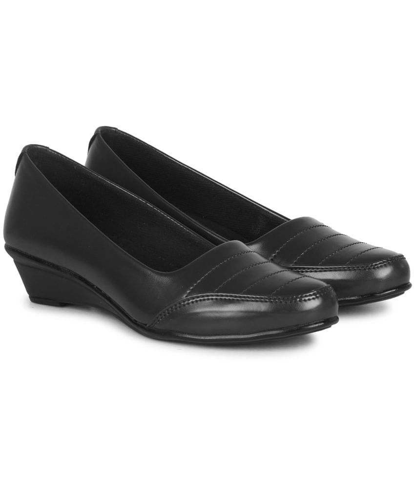     			Commander - Black Women's Pumps Heels