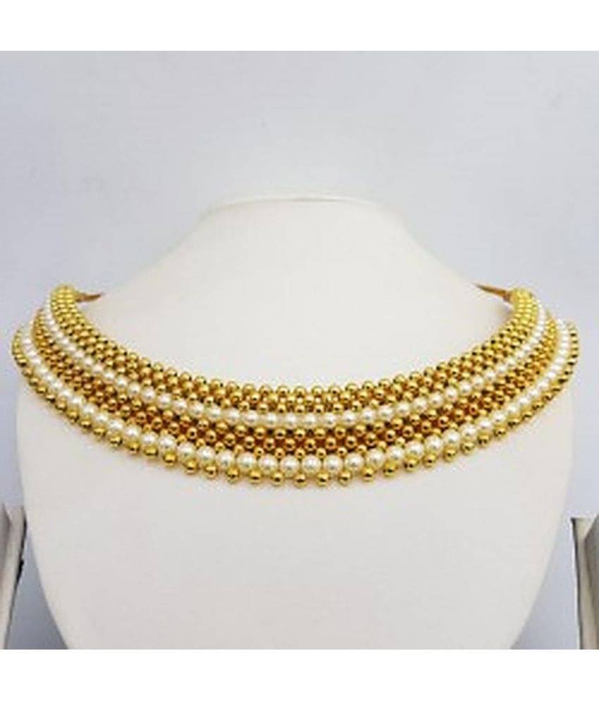     			HEER COLLECTION - Golden Alloy Necklace ( Pack of 1 )