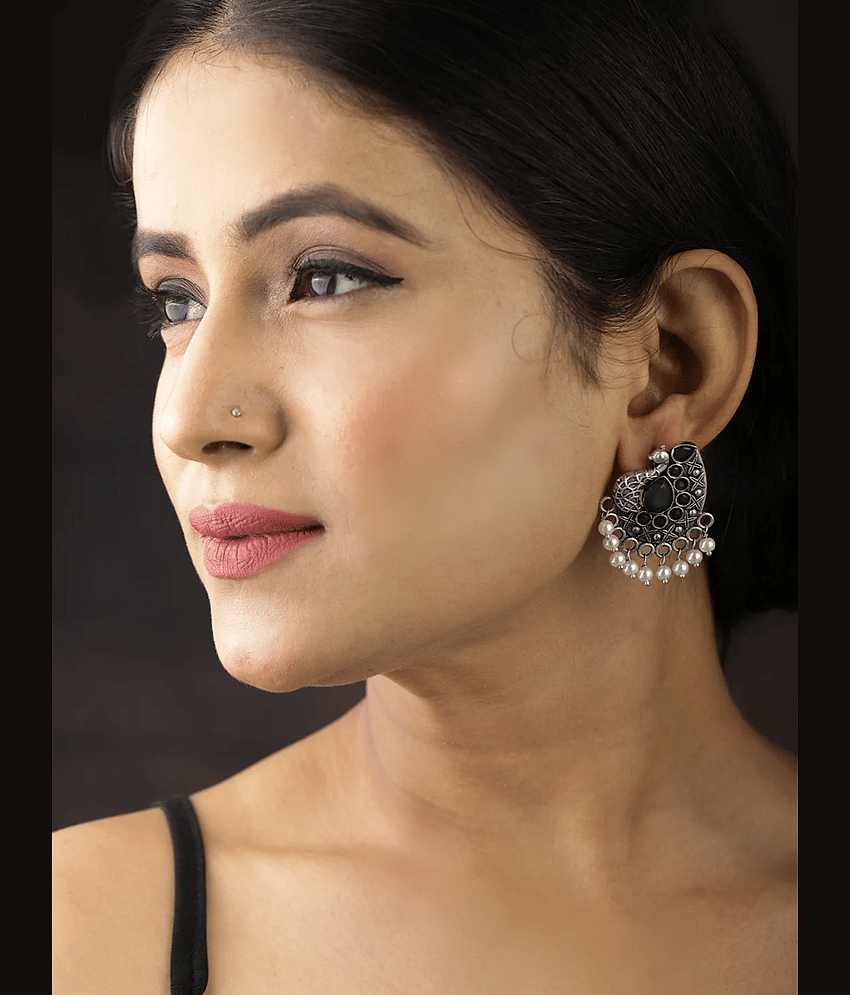 Sunhari Jewels Green Jhumki Earrings ( Pack of 1 ) - Earrings | Buy online on ZillyBuy