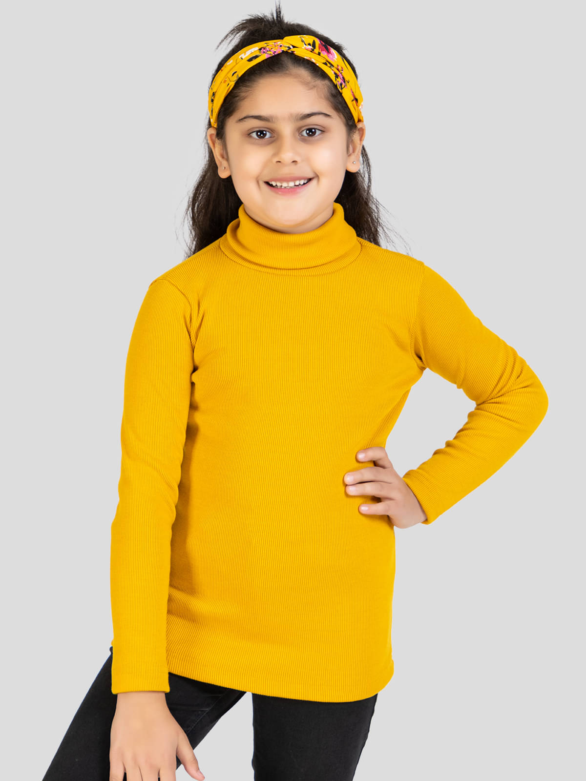     			YHA Pack of 1 Girls Fleece T-Shirt ( Mustard )