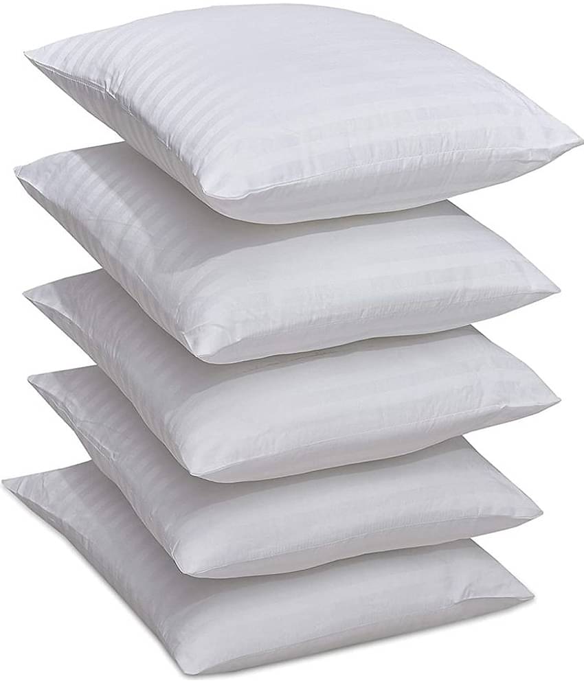 SUNTAP Set of 5 White Polyester Filled Cushion