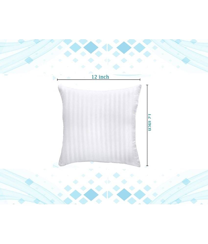 SUNTAP Set of 5 White Polyester Filled Cushion