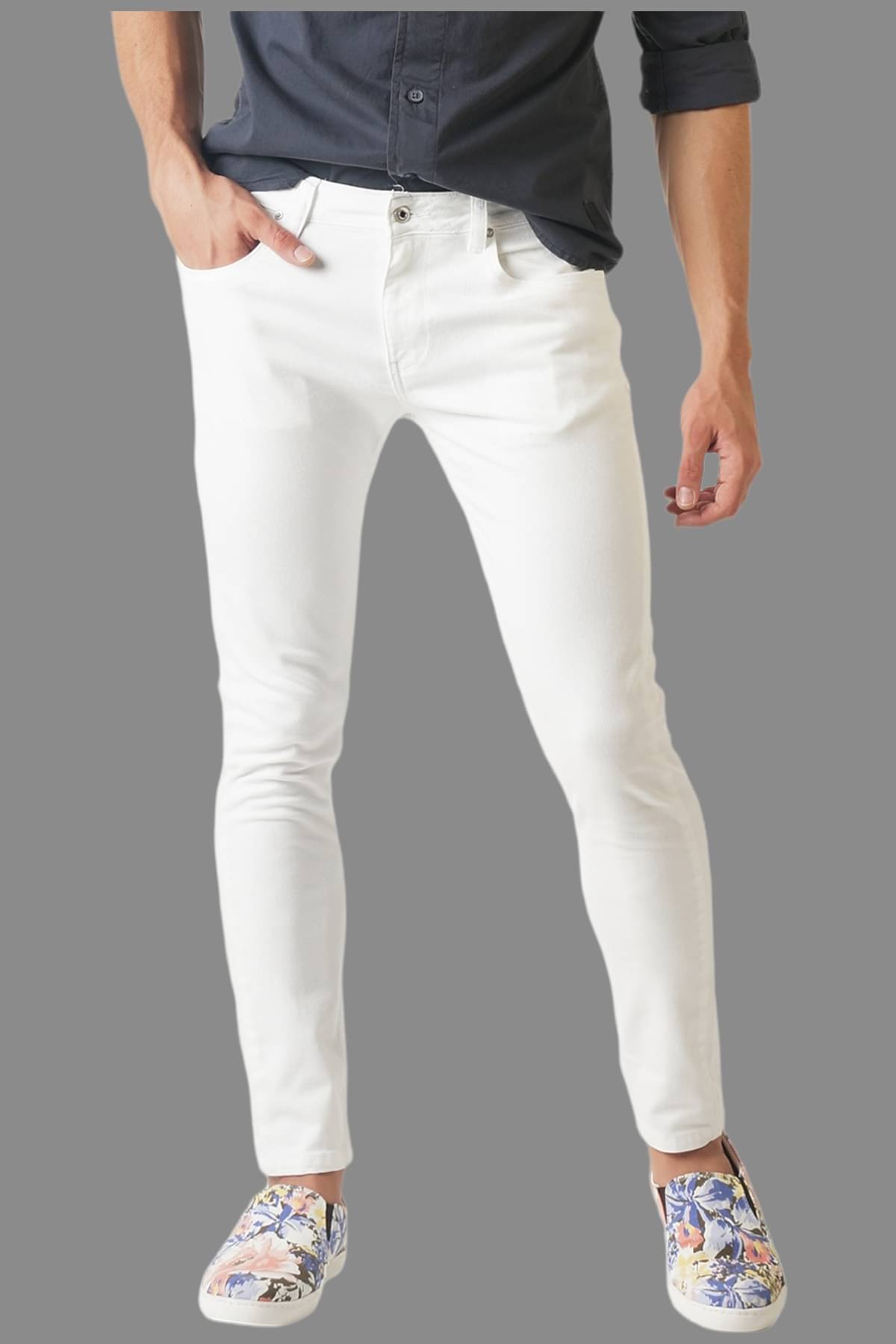 HALOGEN - White Denim Skinny Fit Men's Jeans ( Pack of 1 )     			HALOGEN - White Denim Skinny Fit Men's Jeans ( Pack of 1 )