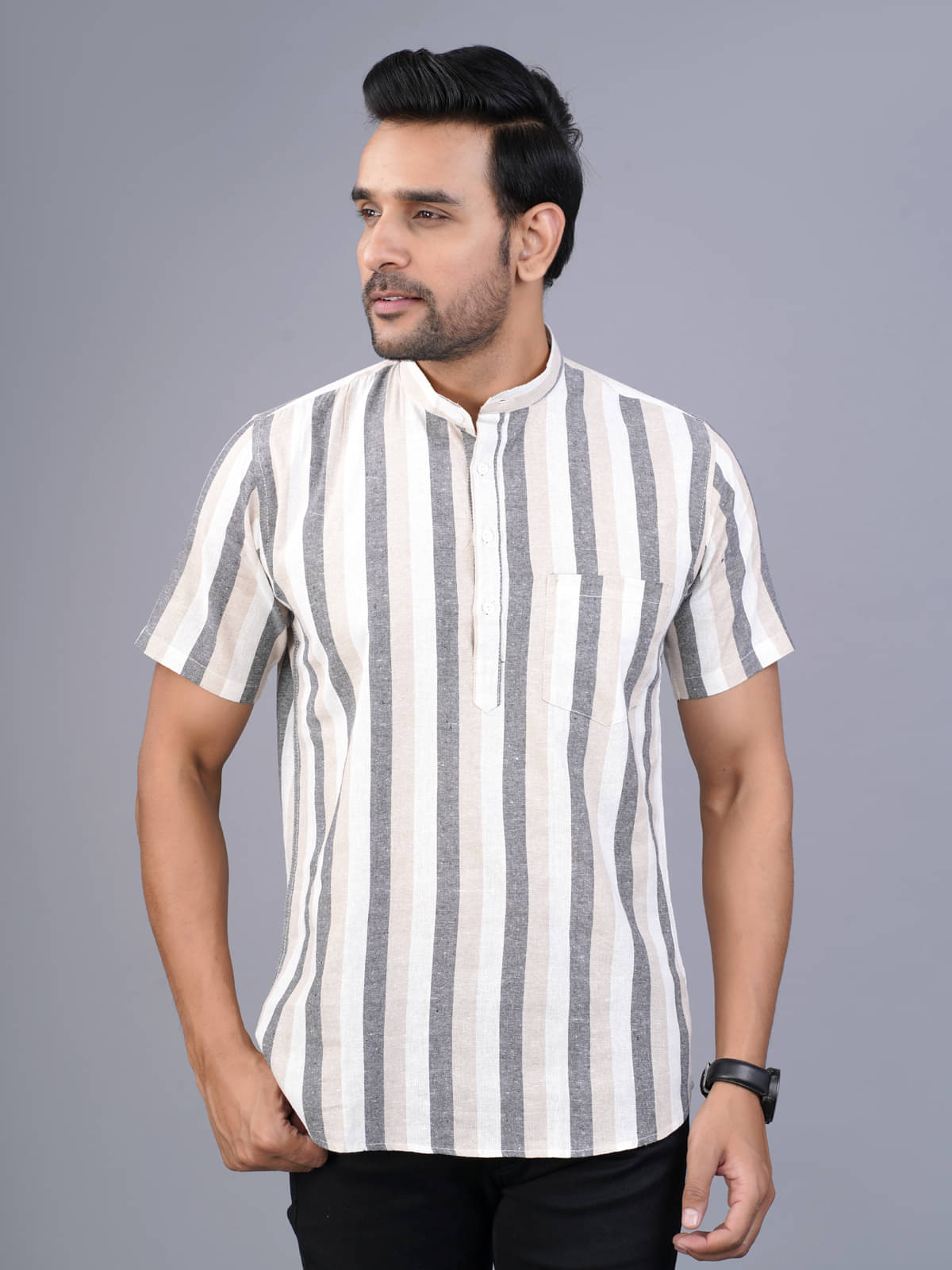     			QuaClo - Cream Cotton Men's Regular Kurta ( Pack of 1 )