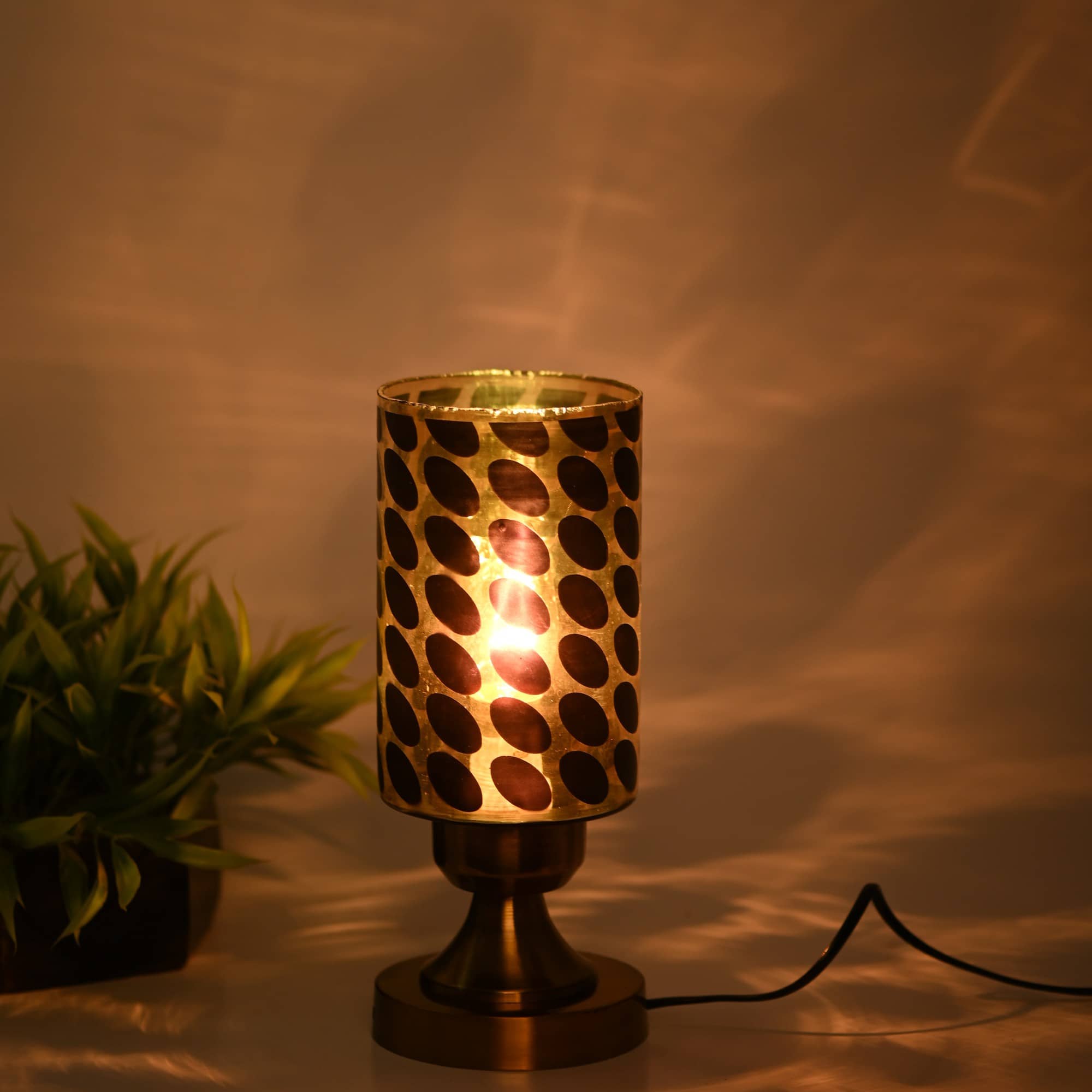 Somil - Multicolor Decorative Table Lamp ( Pack of 1 )
