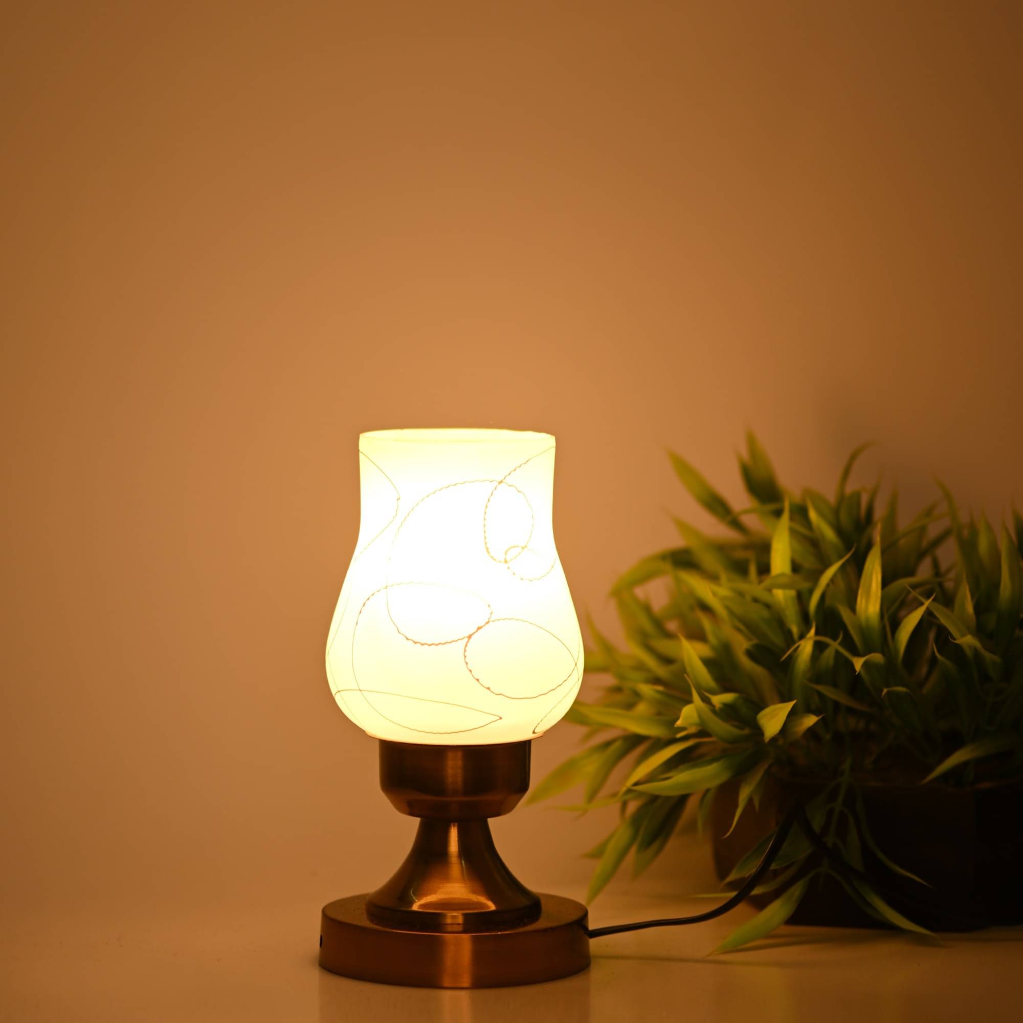     			Somil - White Decorative Table Lamp ( Pack of 1 )