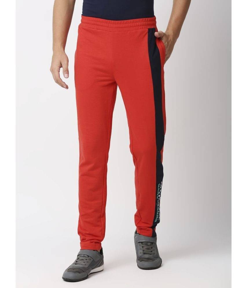 Fitz - Red Cotton Blend Men's Trackpants ( Pack of 1 ) Fitz - Red Cotton Blend Men's Trackpants ( Pack of 1 )