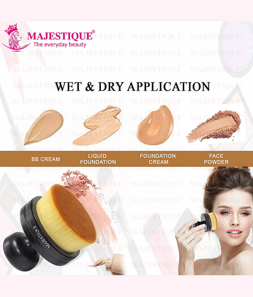 Majestique 1 Pcs Flat Round Shaped, Professional Foundation Blender Brush Portable Cosmetic Brush