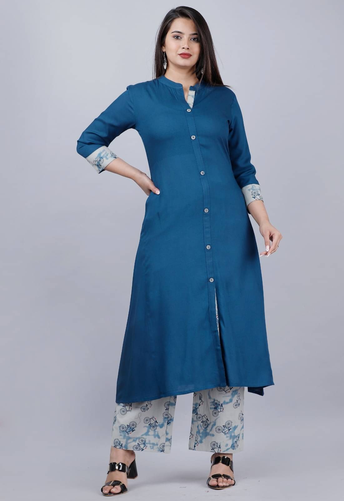 MAUKA - Blue Front Slit Rayon Women's Stitched Salwar Suit ( Pack of 1 )     			MAUKA - Blue Front Slit Rayon Women's Stitched Salwar Suit ( Pack of 1 )