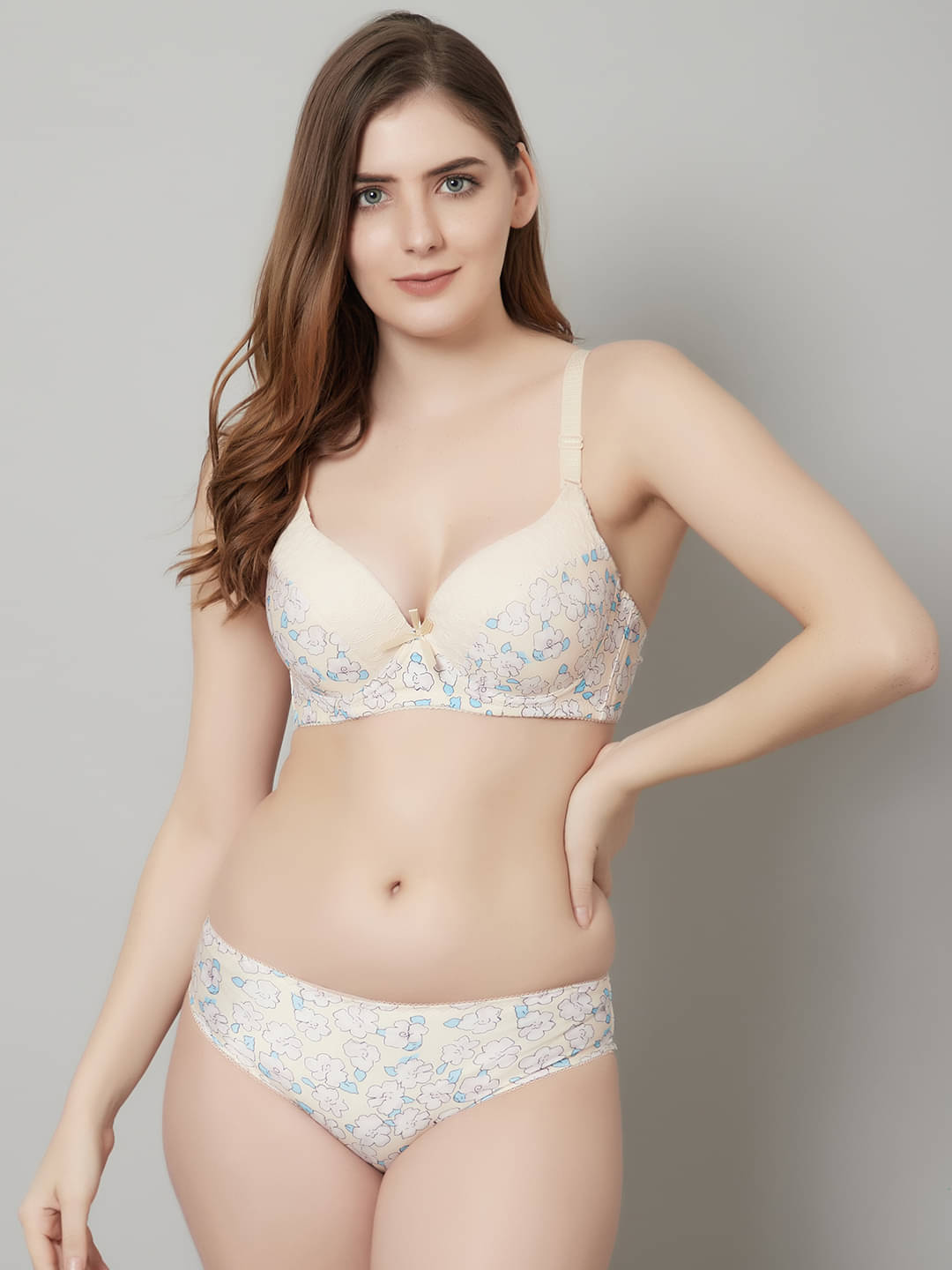     			PrettyCat Polyester Women's Bra & Panty Set ( Beige )