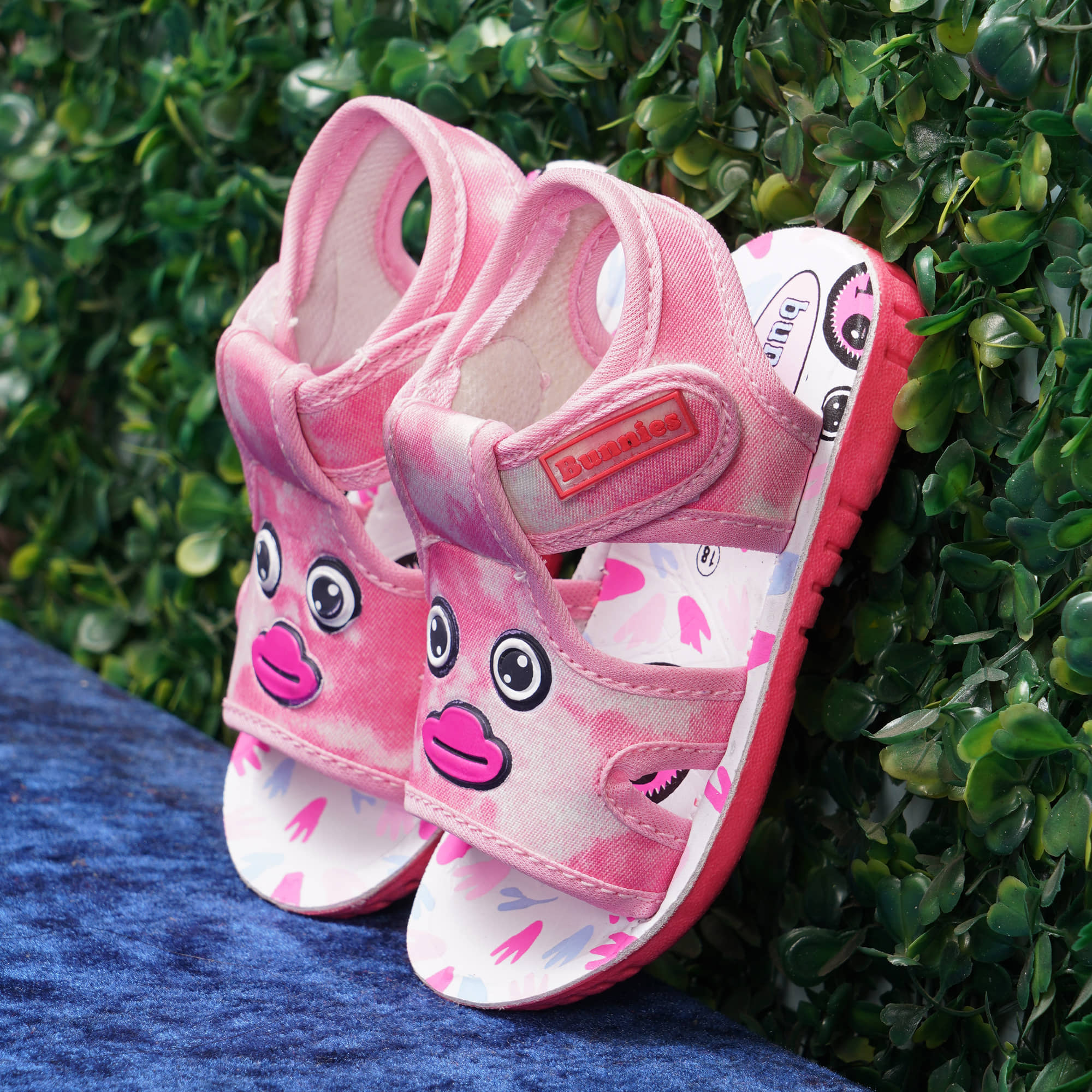 Bunnies Fashionble Unisex Kids Chu Chu Sound Musical First Walking Sandals For Baby Boys & Baby Girls For (6 Months to 21 Months)