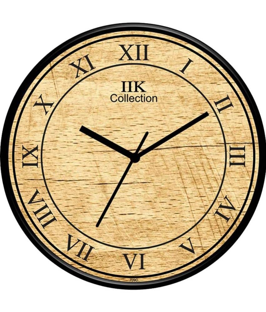 IIK COLLECTION - Circular Analog Wall Clock