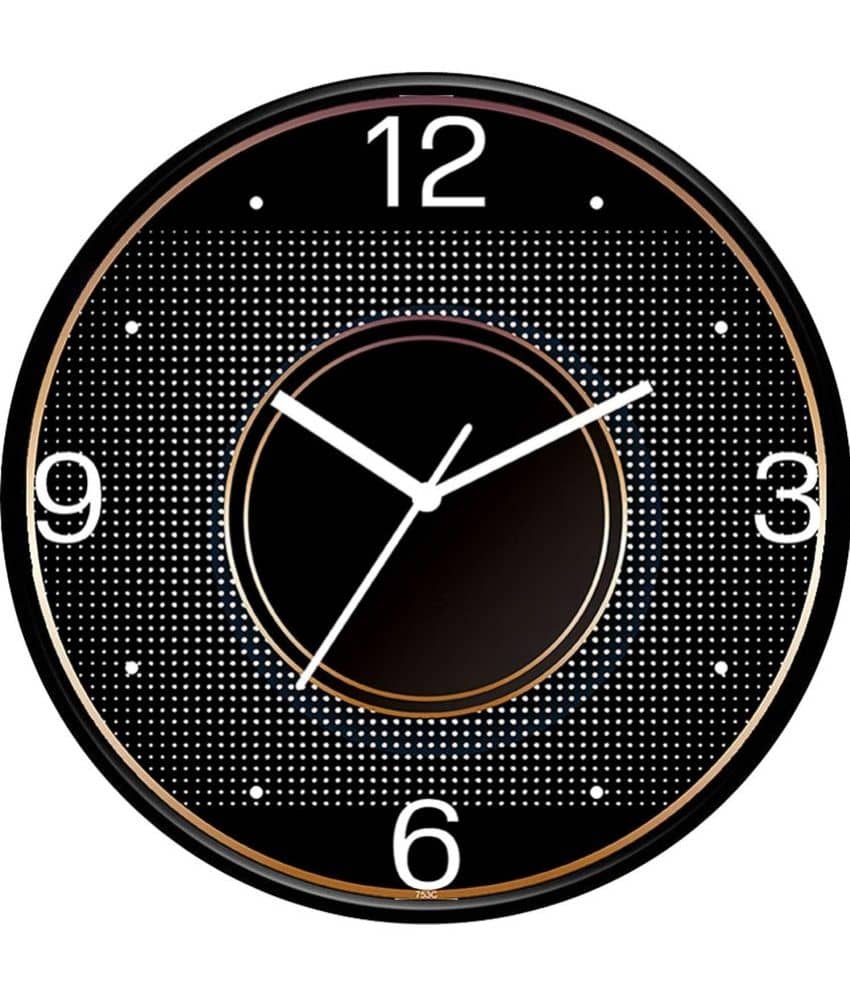 IIK COLLECTION - Circular Analog Wall Clock