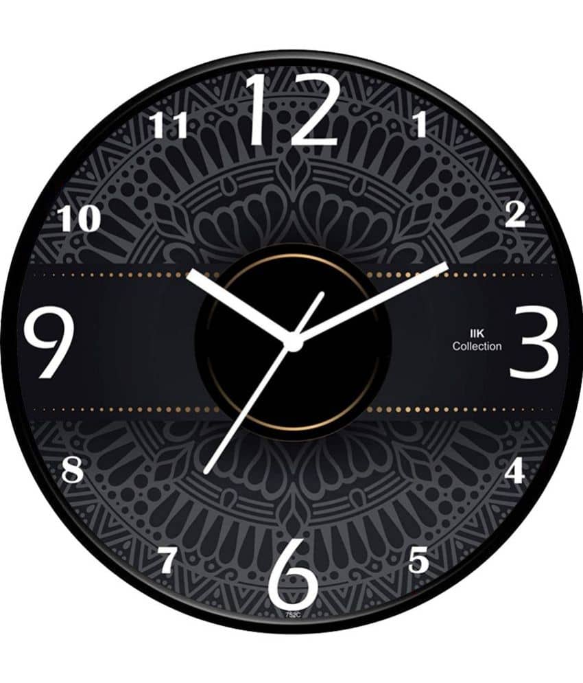 IIK COLLECTION - Circular Analog Wall Clock