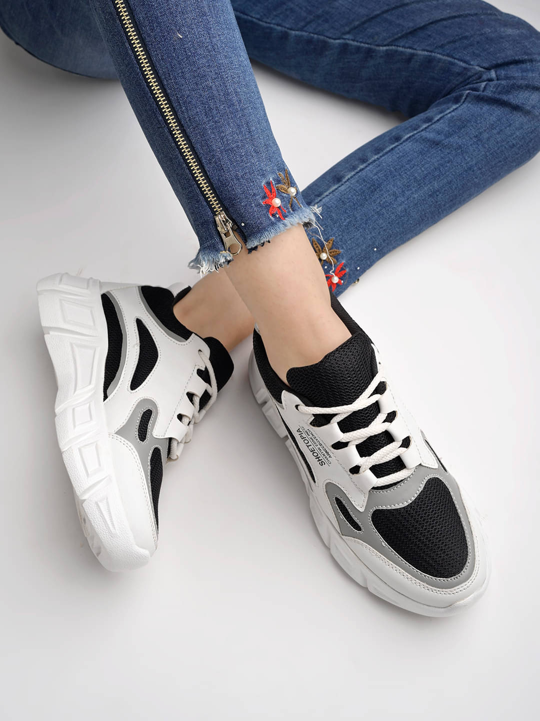     			Shoetopia - Black Women's Sneakers