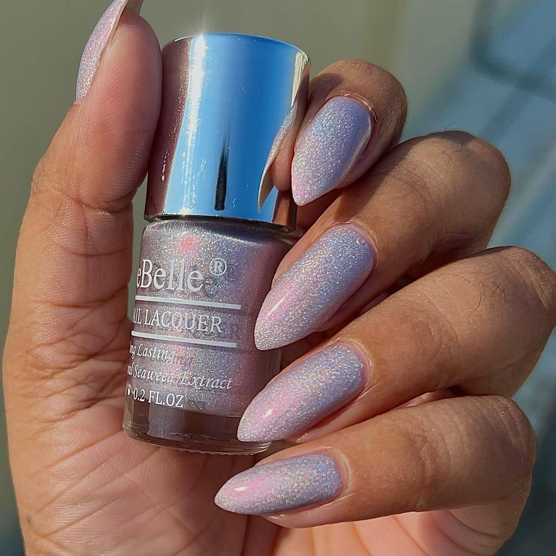 DeBelle Awesome Andrea Glitter Nail Polish 6 ( Pack of 1 )