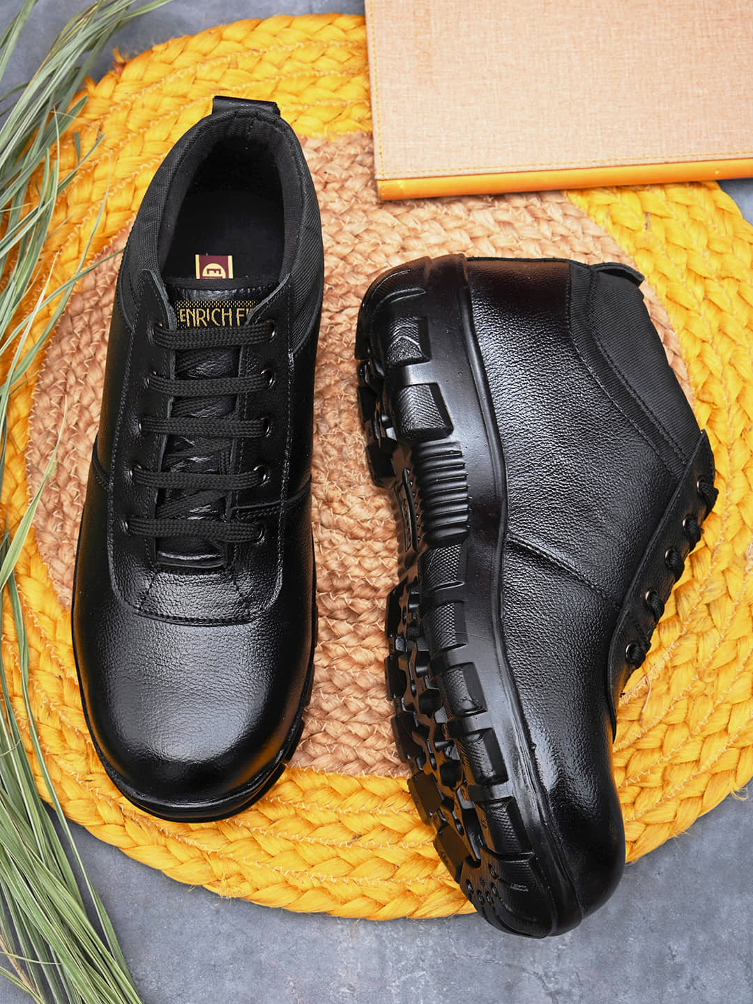 Enrich Field High Ankle Black Safety Shoes