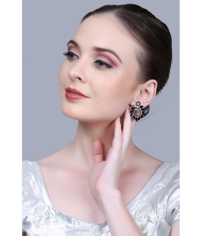 Sunhari Jewels Black Stud Earrings ( Pack of 1 ) - Earrings | Buy online on ZillyBuy