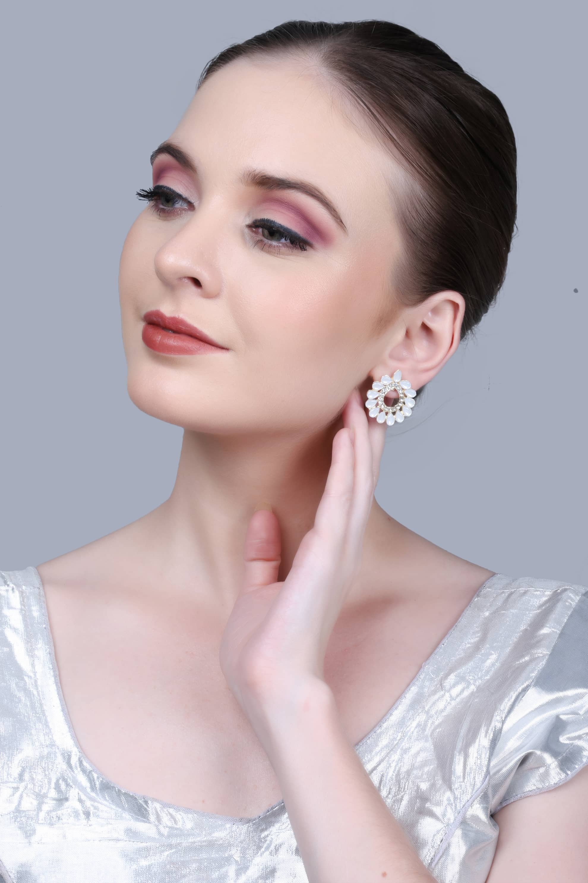 Sunhari Jewels White Stud Earrings ( Pack of 1 ) - Earrings | Buy online on ZillyBuy