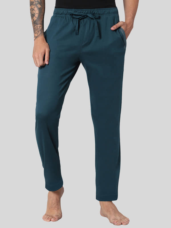 Avoq - Black Cotton Blend Men's Trackpants ( Pack of 1 ) - Track Pants | Buy online on ZillyBuy
