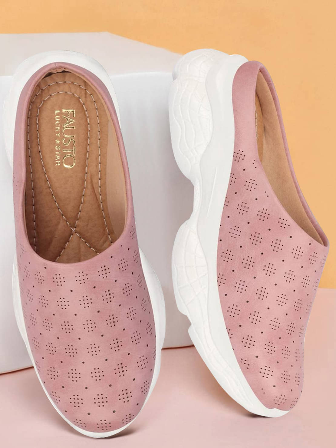     			Fausto - Pink Women's Slip On