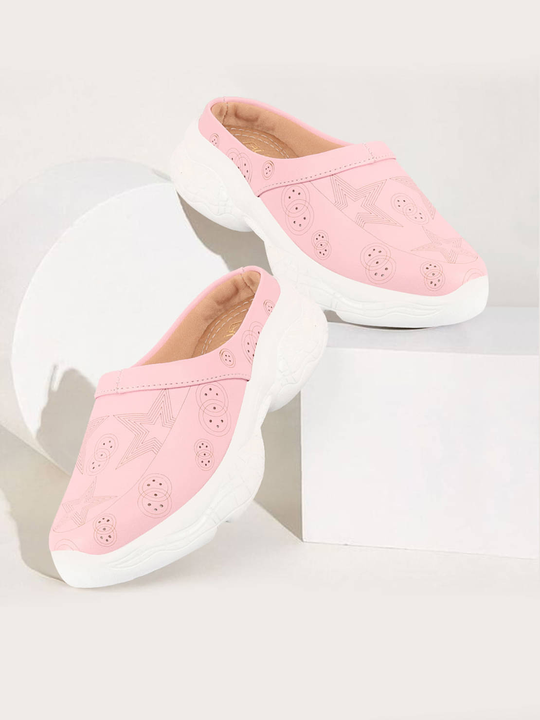     			Fausto - Pink Women's Slip On