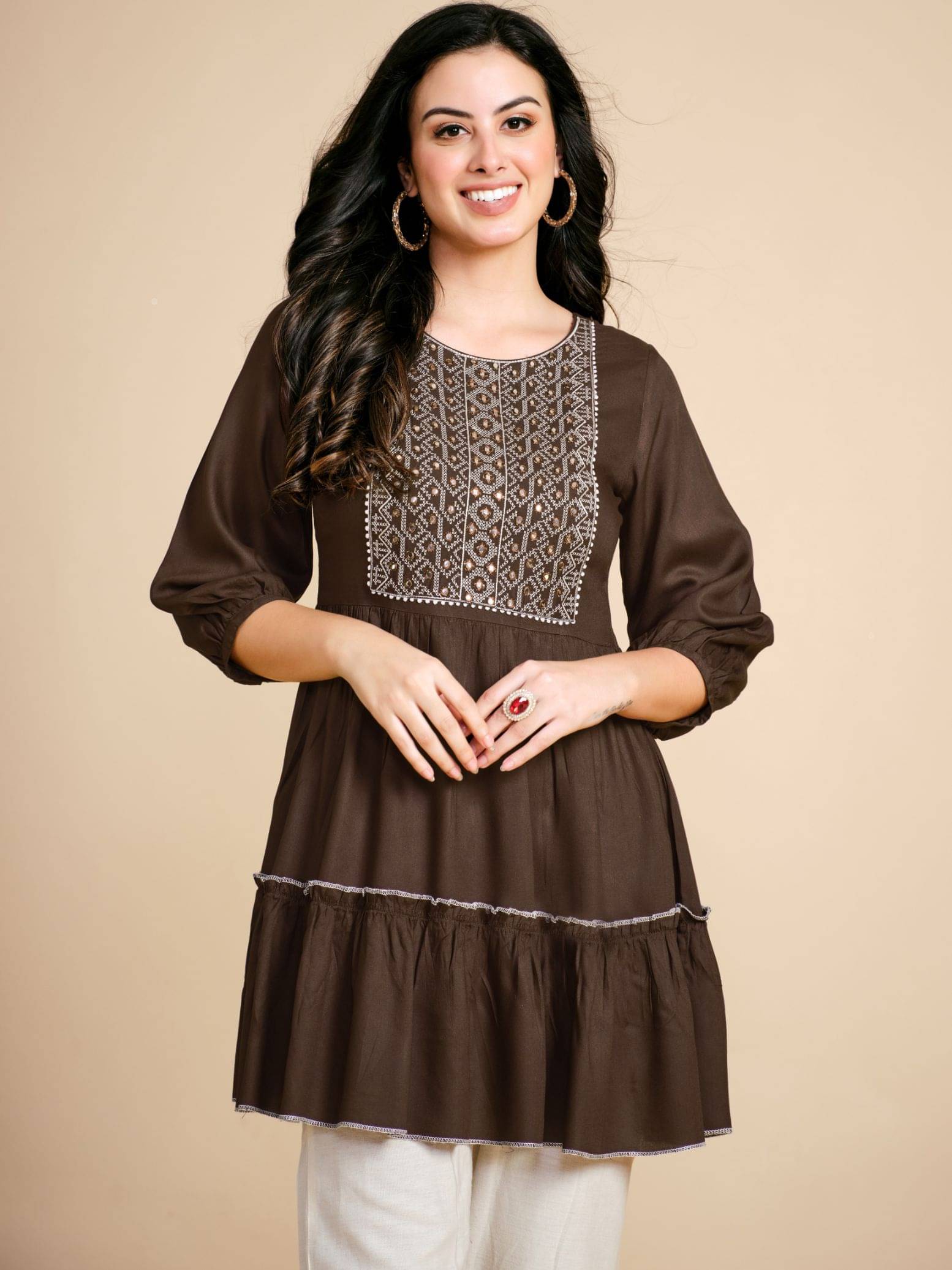 Glomee - Brown Viscose Women's Tunic ( Pack of 1 ) Glomee - Brown Viscose Women's Tunic ( Pack of 1 )