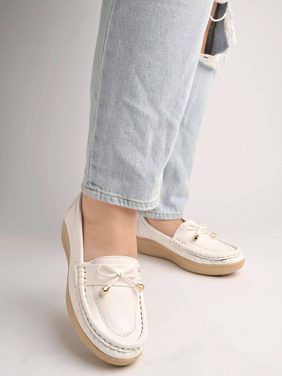     			Shoetopia - White Women's Loafers