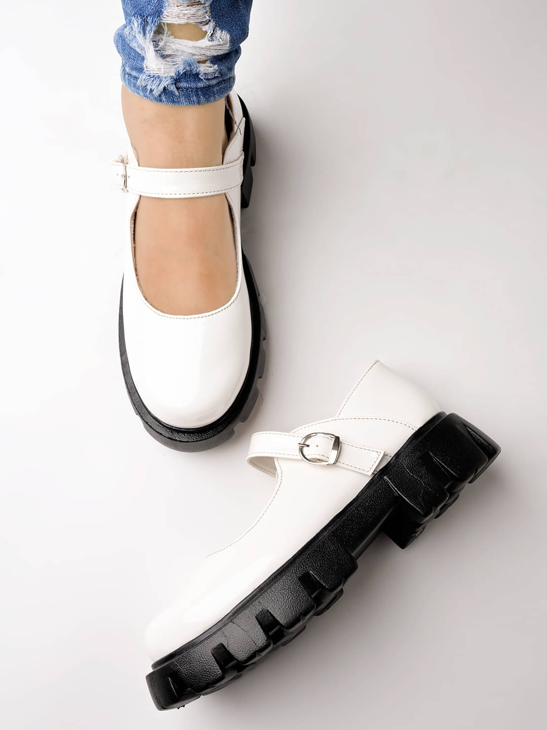 Shoetopia - White Women's Slip On     			Shoetopia - White Women's Slip On