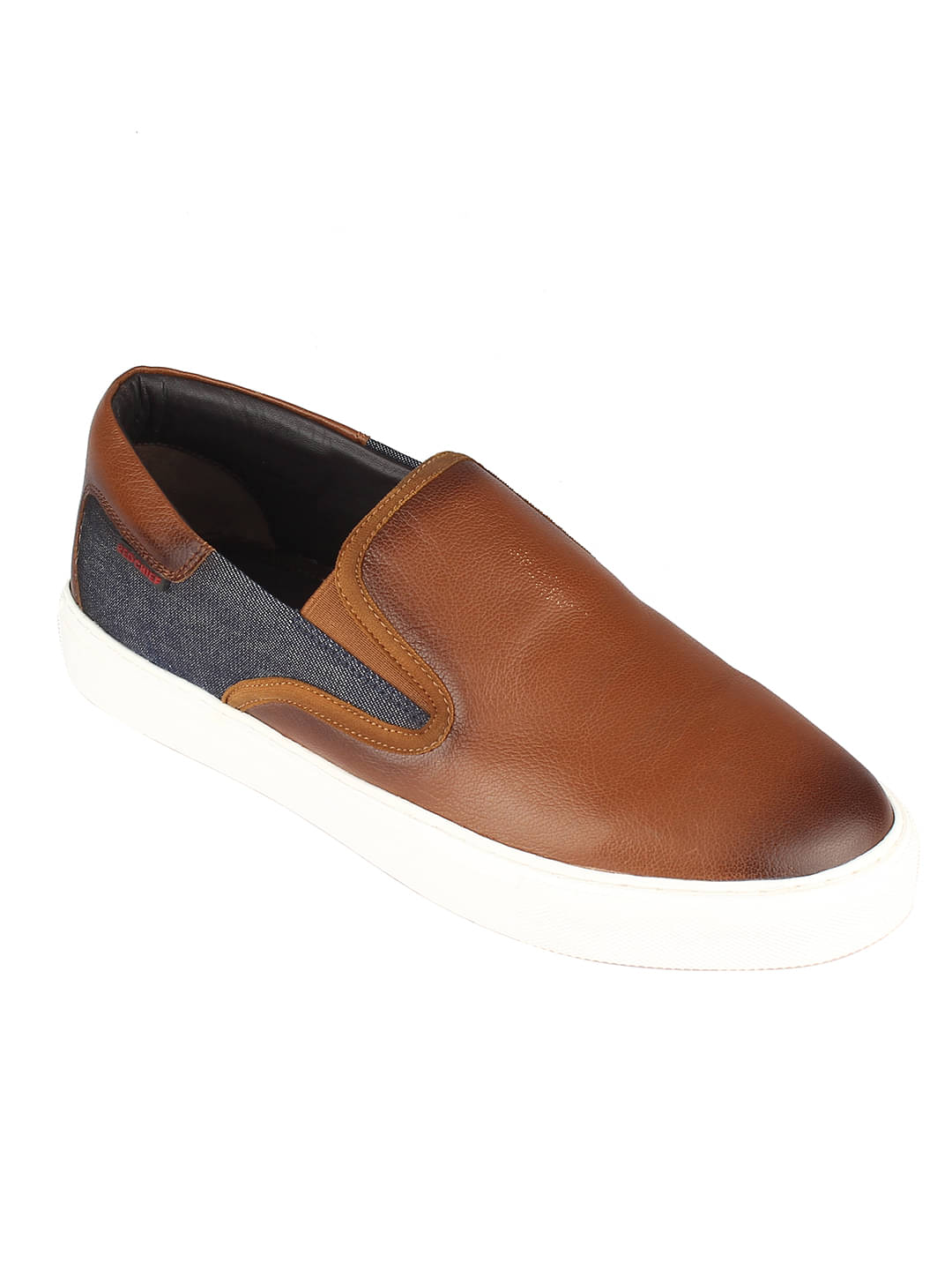     			Red Chief - Brown Men's Sneakers