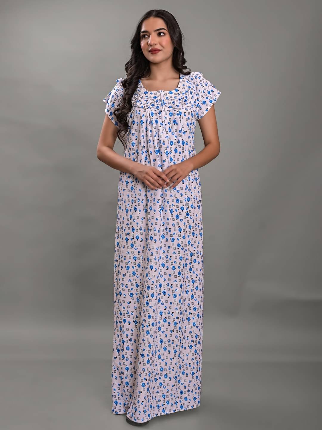     			Apratim - White Hosiery Women's Nightwear Nighty & Night Gowns ( Pack of 1 )